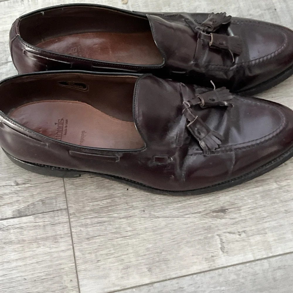Allen Edmonds Horween  Grayson Tassel Loafers‎ 9B Burgundy USA
